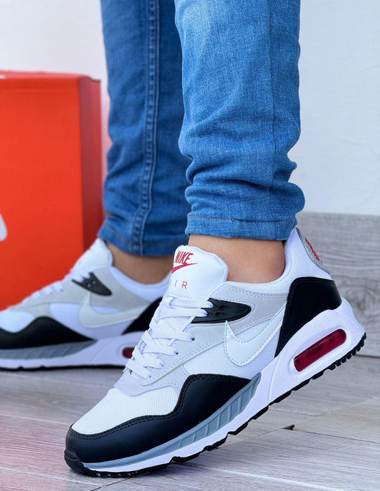 Tenis Nike Air Max Correlate
